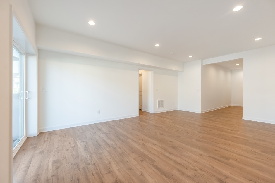 Opt. Finished Rec Room image