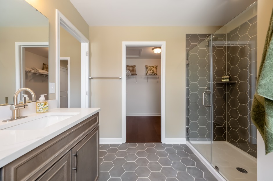 Owner Bathroom image